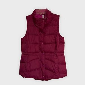 Old Navy Fuscia Puffer Vest - XS